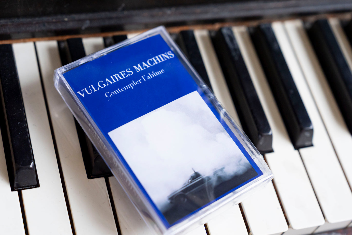 Vulgaires Machins - Contempler l'abîme [Cassette] (Édition limitée bleue translucide)