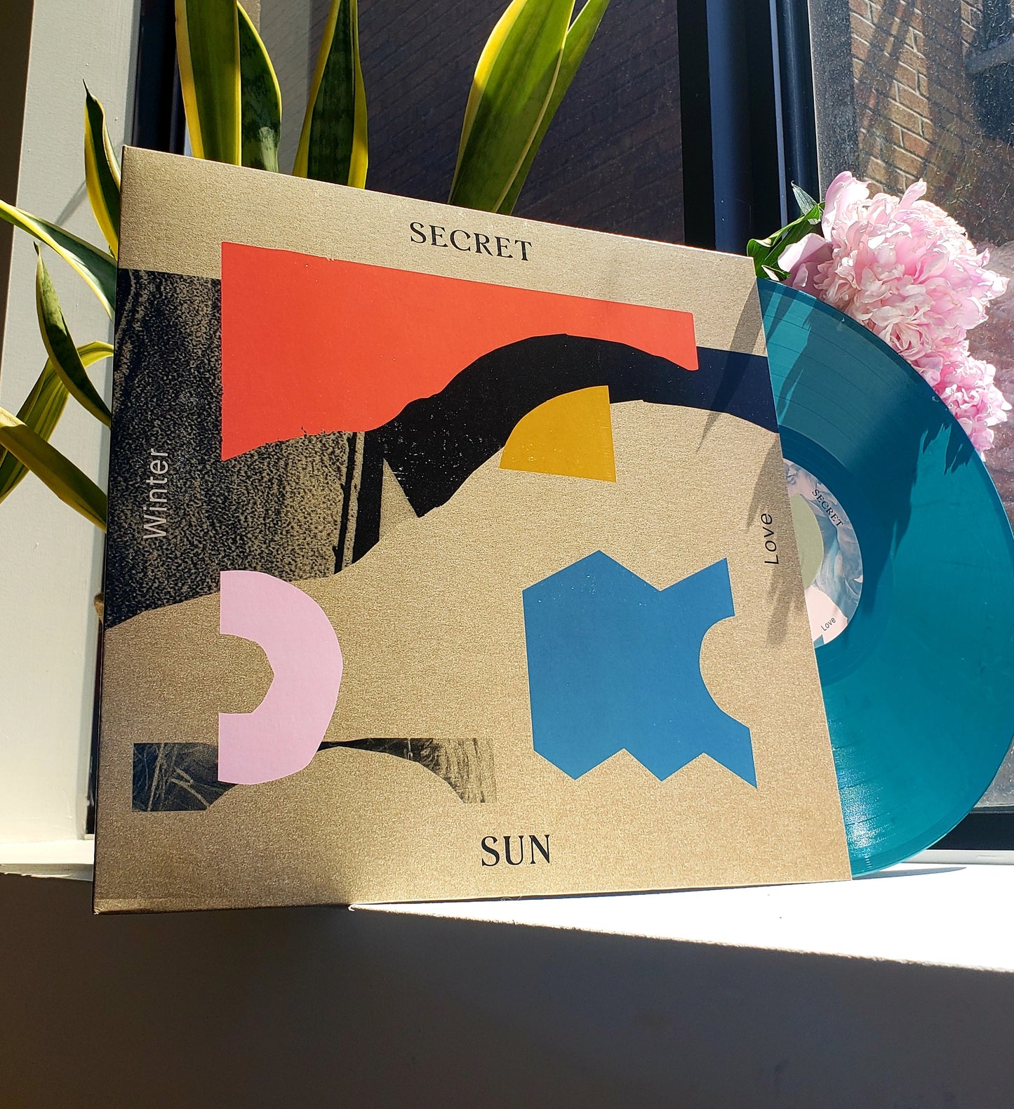 Secret Sun - Winter Love (LP)